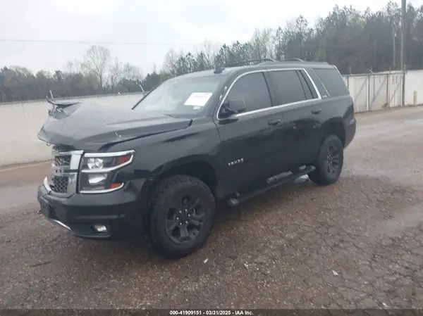1GNSKBKC1HR242364 2017 CHEVROLET TAHOE - Image 2