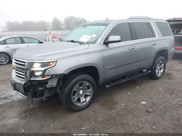 1GNSKBKC1JR205787 2018 CHEVROLET TAHOE - Image 2