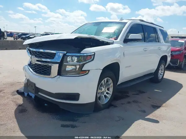 1GNSKBKC1JR376569 2018 CHEVROLET TAHOE - Image 2