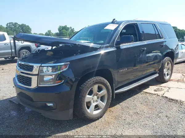 1GNSKBKC1KR264324 2019 CHEVROLET TAHOE - Image 2