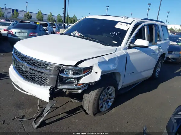 1GNSKBKC1LR245502 2020 CHEVROLET TAHOE - Image 2