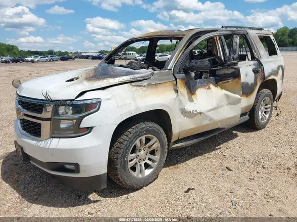 1GNSKBKC2GR327079 2016 CHEVROLET TAHOE - Image 2