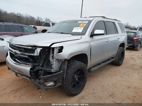 1GNSKBKC2HR162460 2017 CHEVROLET TAHOE - Image 2
