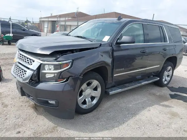 1GNSKBKC2HR171627 2017 CHEVROLET TAHOE - Image 2