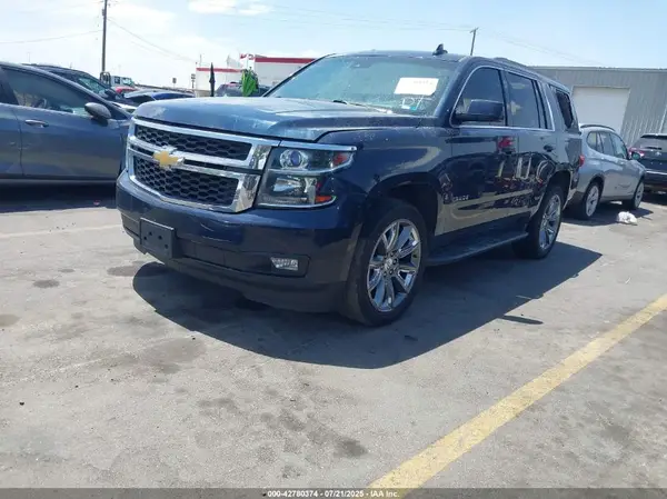 1GNSKBKC2HR201239 2017 CHEVROLET TAHOE - Image 2