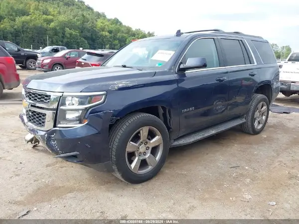 1GNSKBKC2HR249968 2017 CHEVROLET TAHOE - Image 2