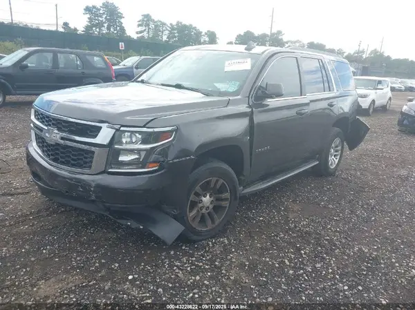 1GNSKBKC2HR274711 2017 CHEVROLET TAHOE - Image 2