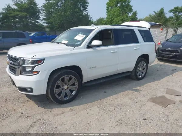 1GNSKBKC2HR330422 2017 CHEVROLET TAHOE - Image 2