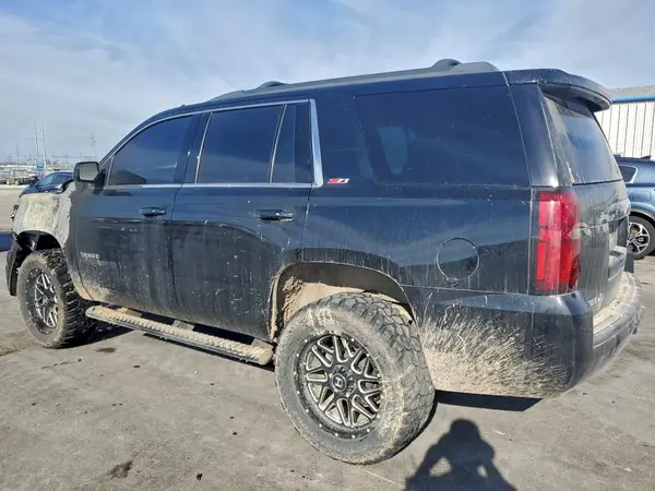 1GNSKBKC2JR104533 2018 CHEVROLET TAHOE - Image 2