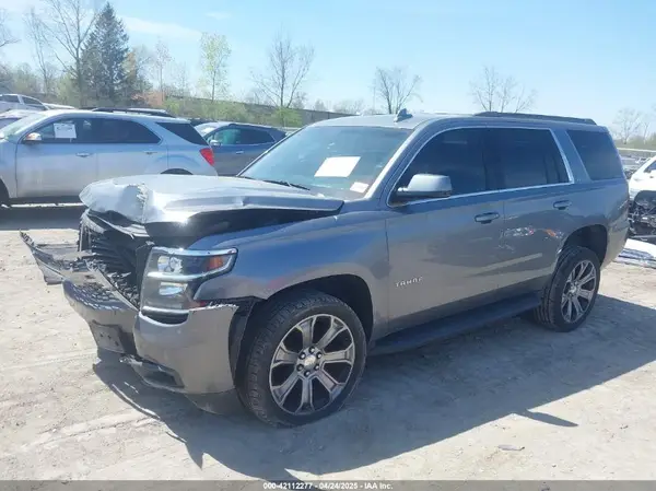 1GNSKBKC2JR156051 2018 CHEVROLET TAHOE - Image 2