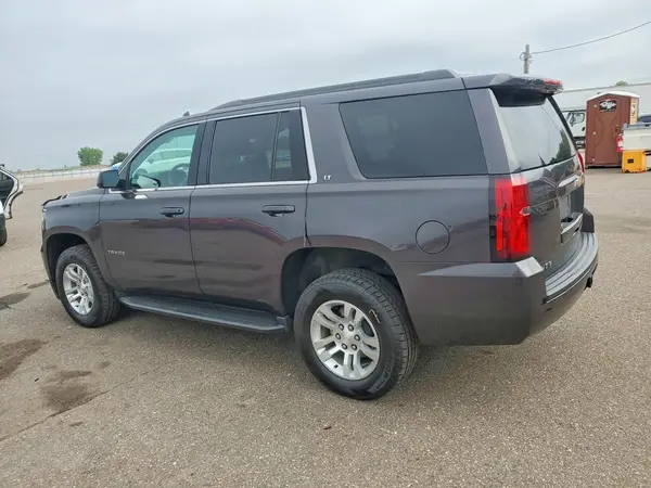 1GNSKBKC2JR181807 2018 CHEVROLET TAHOE - Image 2