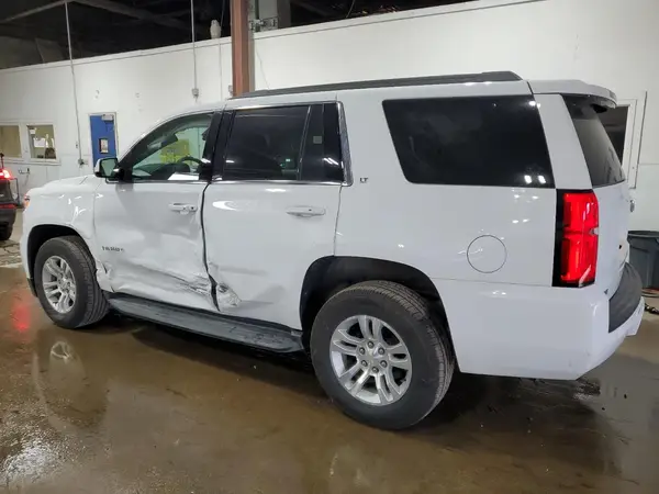 1GNSKBKC2JR264783 2018 CHEVROLET TAHOE - Image 2
