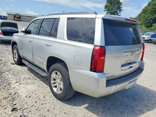 1GNSKBKC2JR354273 2018 CHEVROLET TAHOE - Image 2