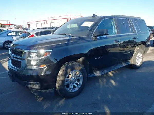 1GNSKBKC2KR223149 2019 CHEVROLET TAHOE - Image 2