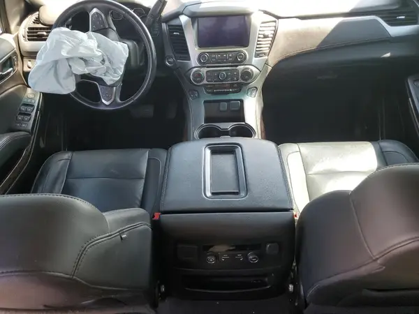 1GNSKBKC2KR328712 2019 CHEVROLET TAHOE - Image 8