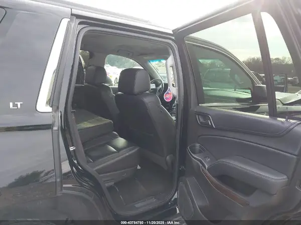 1GNSKBKC3HR119875 2017 CHEVROLET TAHOE - Image 8