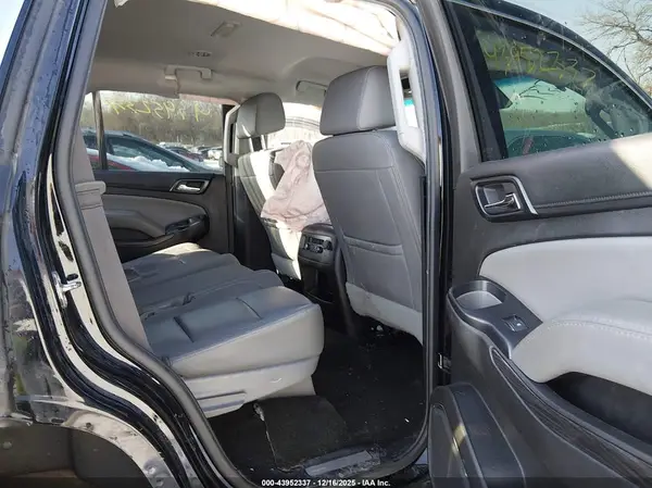 1GNSKBKC3HR187576 2017 CHEVROLET TAHOE - Image 8