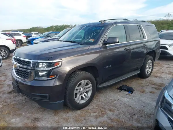 1GNSKBKC3HR206093 2017 CHEVROLET TAHOE - Image 2