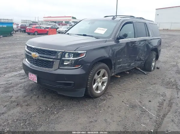1GNSKBKC3HR229583 2017 CHEVROLET TAHOE - Image 2