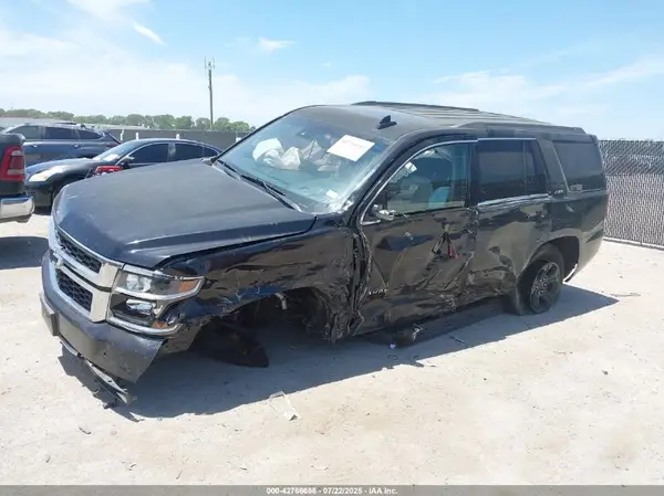 1GNSKBKC3HR251129 2017 CHEVROLET TAHOE - Image 2
