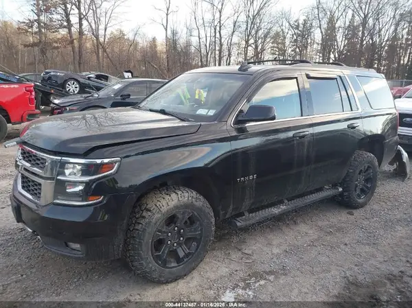 1GNSKBKC3HR325097 2017 CHEVROLET TAHOE - Image 2
