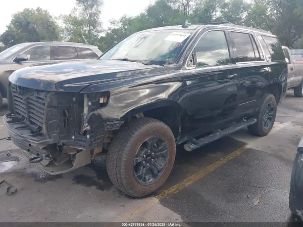 1GNSKBKC3HR400672 2017 CHEVROLET TAHOE - Image 2