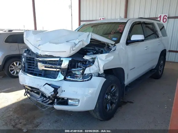 1GNSKBKC3JR179578 2018 CHEVROLET TAHOE - Image 2