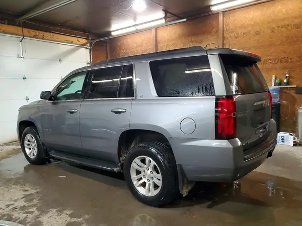 1GNSKBKC3JR377223 2018 CHEVROLET TAHOE - Image 2