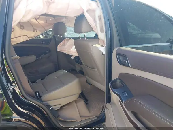 1GNSKBKC3KR233415 2019 CHEVROLET TAHOE - Image 8