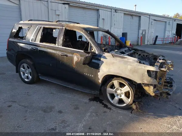 1GNSKBKC3KR284087 2019 CHEVROLET TAHOE - Image 1