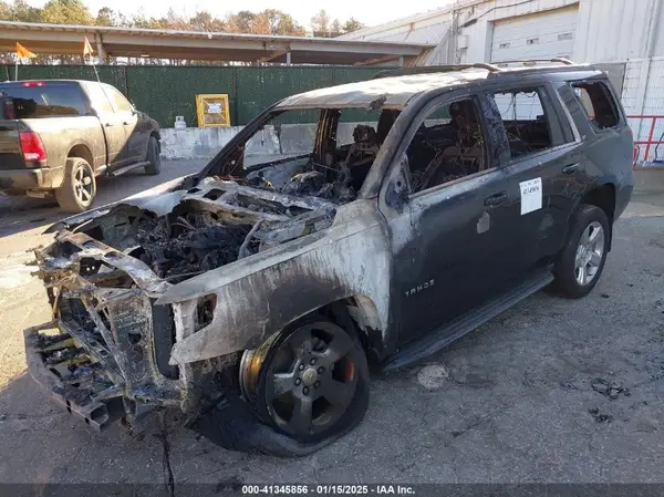 1GNSKBKC3KR284087 2019 CHEVROLET TAHOE - Image 2
