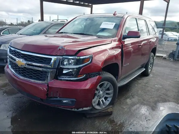 1GNSKBKC3KR375960 2019 CHEVROLET TAHOE - Image 2