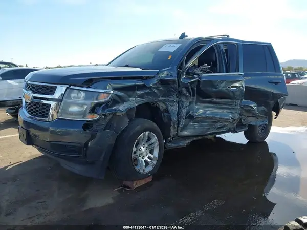 1GNSKBKC3LR148883 2020 CHEVROLET TAHOE - Image 2