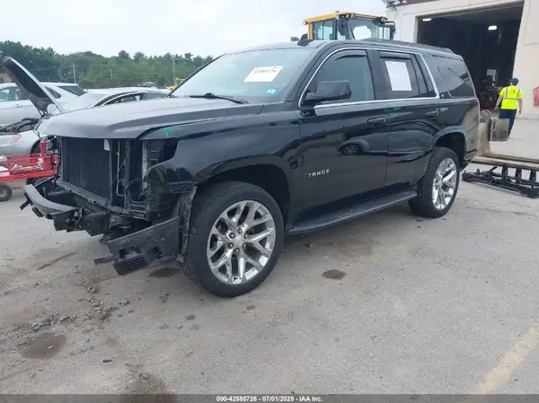 1GNSKBKC3LR295723 2020 CHEVROLET TAHOE - Image 2