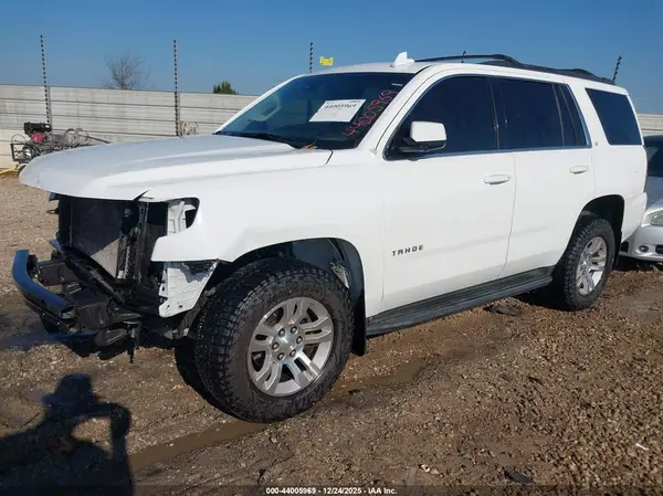 1GNSKBKC4GR171983 2016 CHEVROLET TAHOE - Image 2