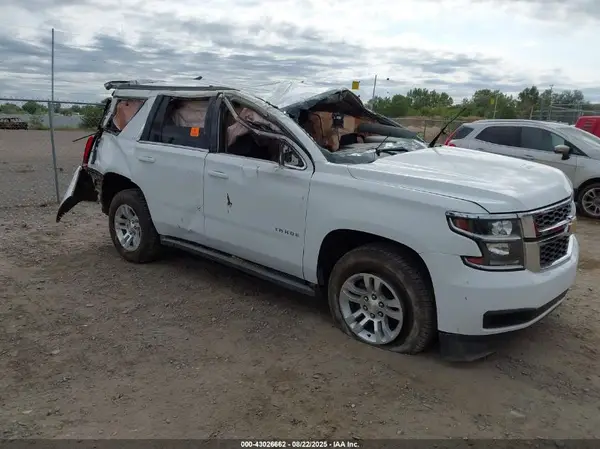 1GNSKBKC4HR131792 2017 CHEVROLET TAHOE - Image 1