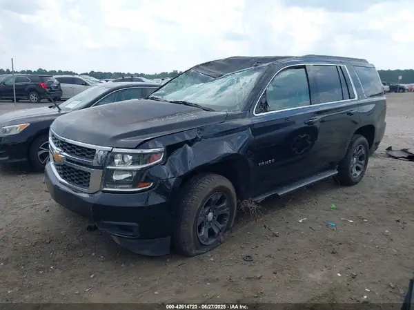 1GNSKBKC4HR141769 2017 CHEVROLET TAHOE - Image 2