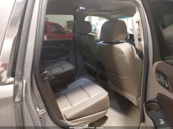 1GNSKBKC4HR233934 2017 CHEVROLET TAHOE - Image 8