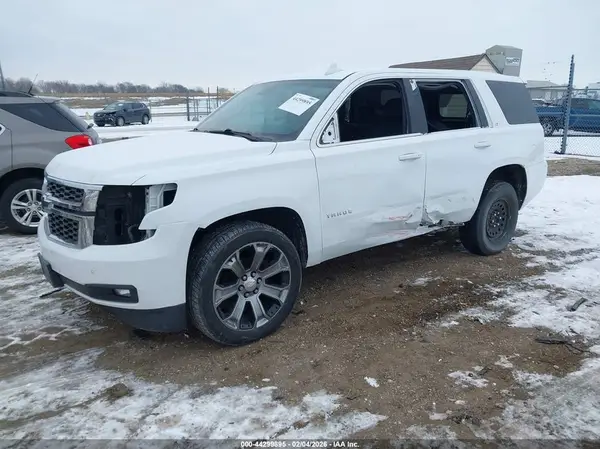 1GNSKBKC4HR283958 2017 CHEVROLET TAHOE - Image 2