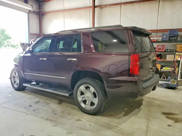 1GNSKBKC4HR285273 2017 CHEVROLET TAHOE - Image 2