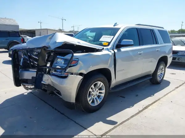1GNSKBKC4HR301021 2017 CHEVROLET TAHOE - Image 2