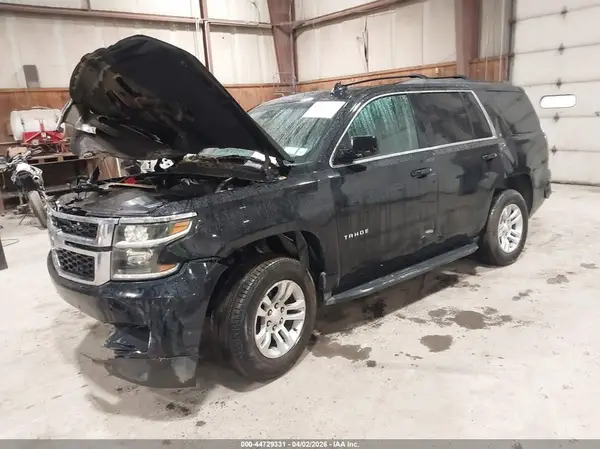 1GNSKBKC4HR303027 2017 CHEVROLET TAHOE - Image 2