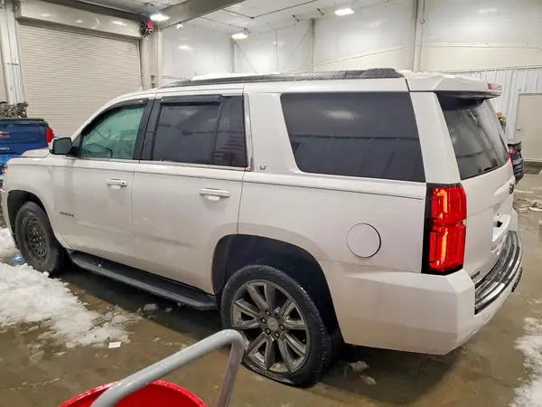 1GNSKBKC4HR355029 2017 CHEVROLET TAHOE - Image 2
