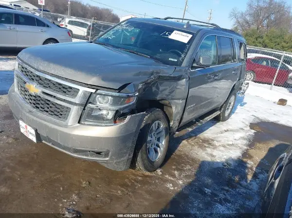 1GNSKBKC4JR150381 2018 CHEVROLET TAHOE - Image 2
