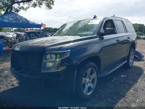 1GNSKBKC4JR156035 2018 CHEVROLET TAHOE - Image 2