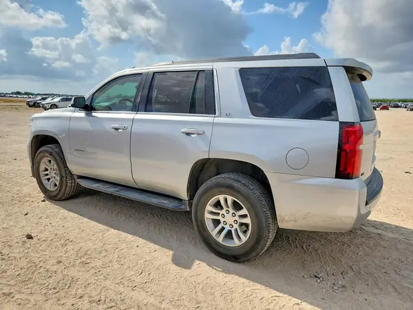 1GNSKBKC4JR238363 2018 CHEVROLET TAHOE - Image 2