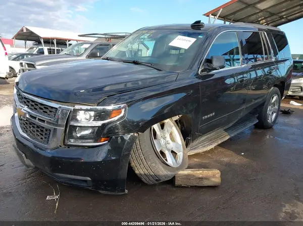 1GNSKBKC4JR386741 2018 CHEVROLET TAHOE - Image 2