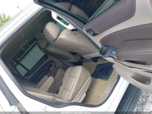 1GNSKBKC4KR143299 2019 CHEVROLET TAHOE - Image 8