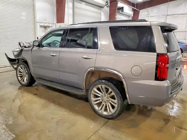 1GNSKBKC4KR155453 2019 CHEVROLET TAHOE - Image 2