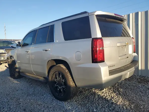 1GNSKBKC4KR310275 2019 CHEVROLET TAHOE - Image 2